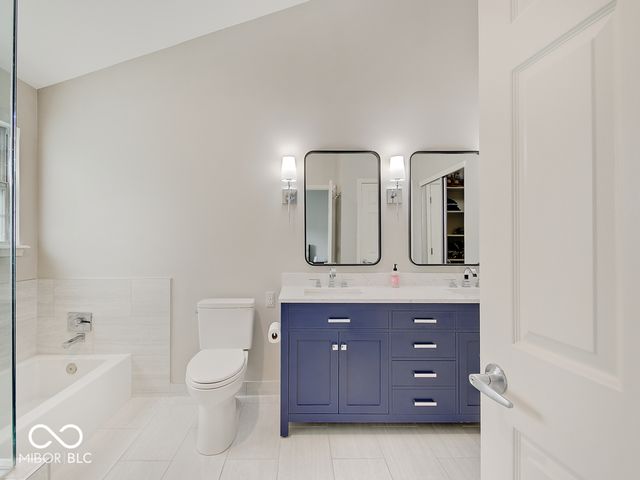 6215 Valleyview Drive, Fishers, IN 46038