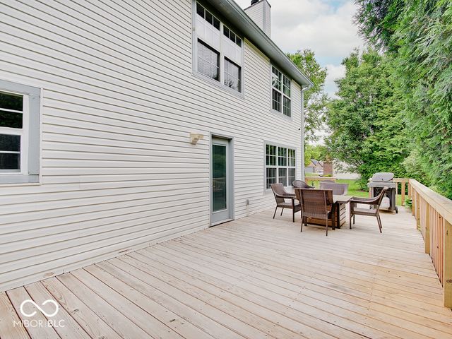 6215 Valleyview Drive, Fishers, IN 46038