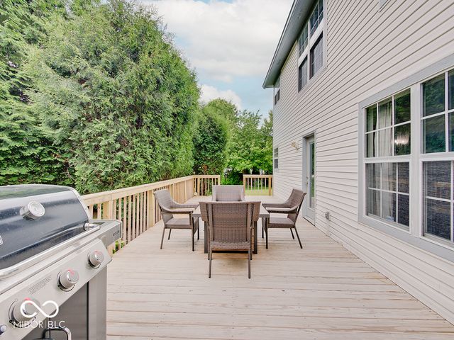 6215 Valleyview Drive, Fishers, IN 46038