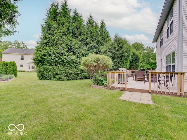 6215 Valleyview Drive, Fishers, IN 46038