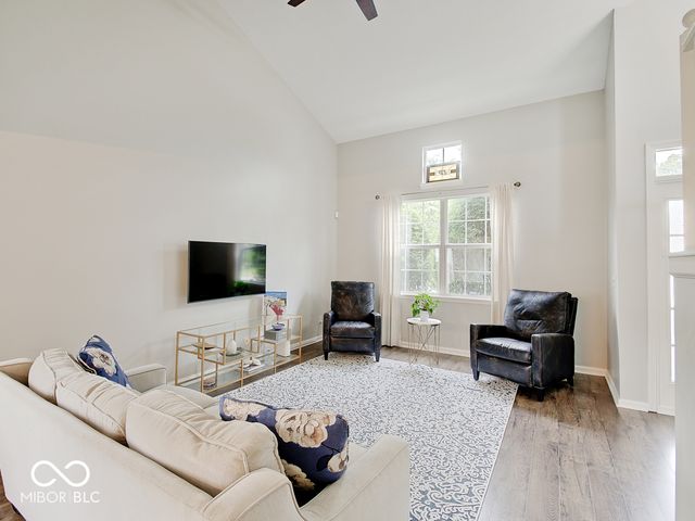 6215 Valleyview Drive, Fishers, IN 46038