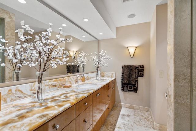 5312 Retreat Way, Carmichael, CA 95608