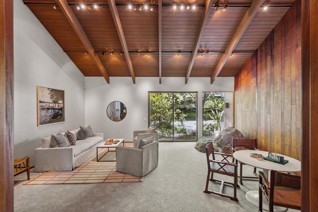 5312 Retreat Way, Carmichael, CA 95608