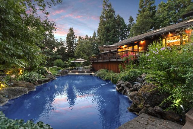 5312 Retreat Way, Carmichael, CA 95608