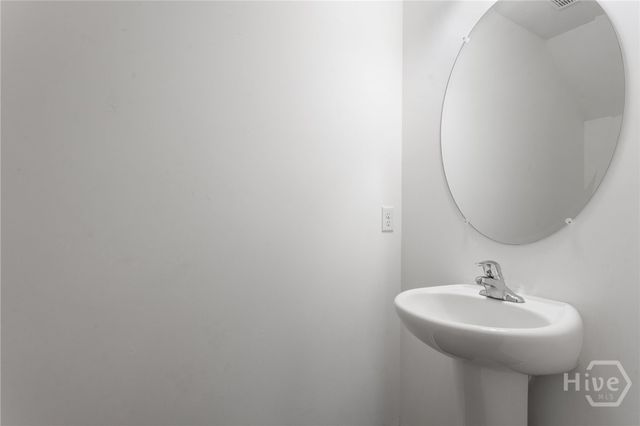 109 E Long Street, Rincon, GA 31326