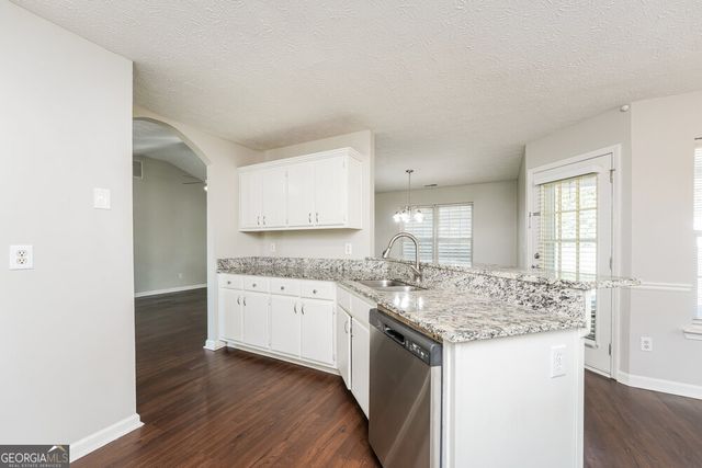 3808 Summer Leigh Court, Loganville, GA 30052