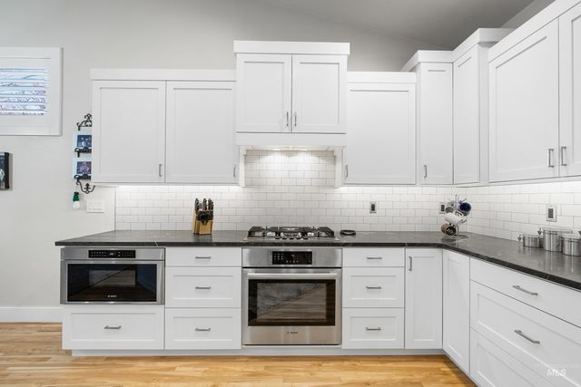 843 E Bonita Canyon, Meridian, ID 83646