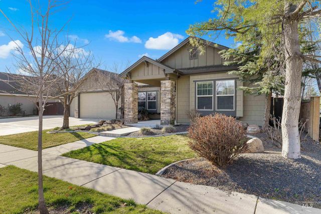 843 E Bonita Canyon, Meridian, ID 83646