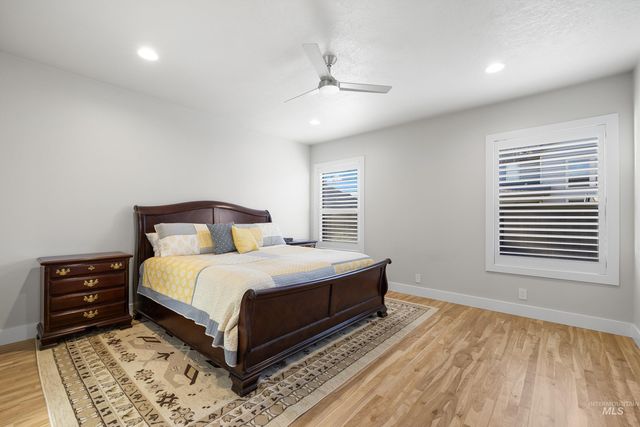 843 E Bonita Canyon, Meridian, ID 83646