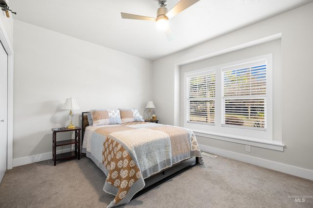 843 E Bonita Canyon, Meridian, ID 83646