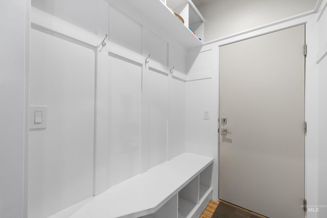 843 E Bonita Canyon, Meridian, ID 83646