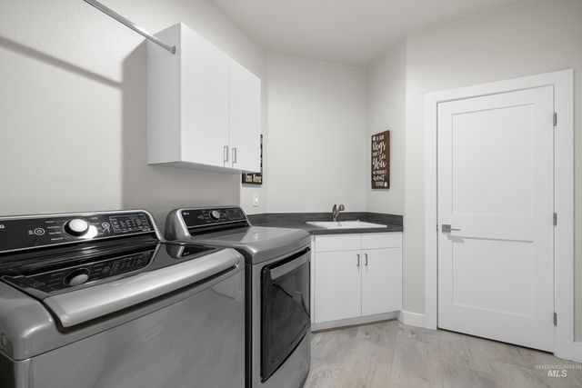 843 E Bonita Canyon, Meridian, ID 83646