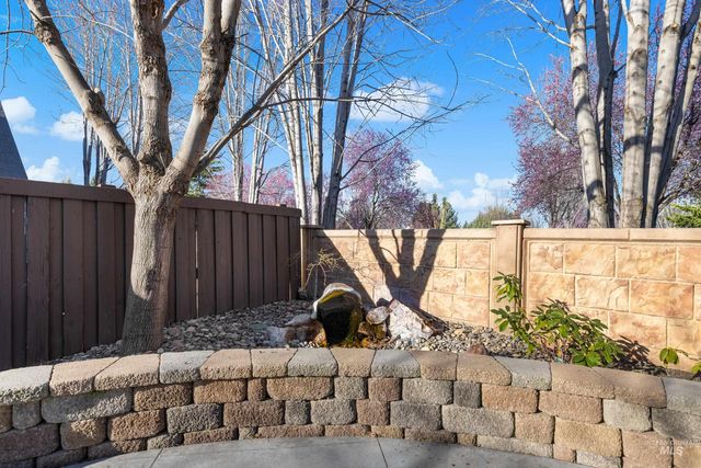 843 E Bonita Canyon, Meridian, ID 83646