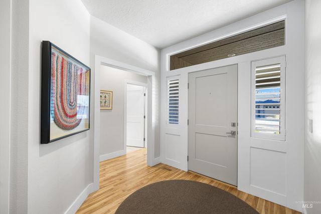 843 E Bonita Canyon, Meridian, ID 83646