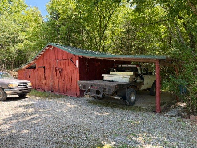 335 Lane Branch Rd, Fayetteville, TN 37334