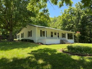 335 Lane Branch Rd, Fayetteville, TN 37334