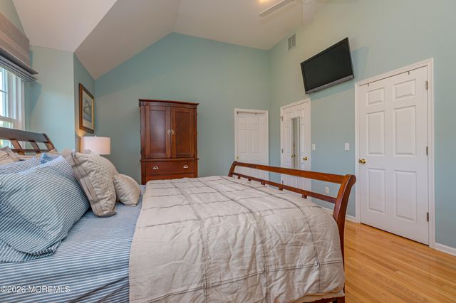 3 Emmons Drive, Millstone, NJ 08510