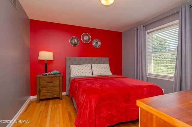 3 Emmons Drive, Millstone, NJ 08510