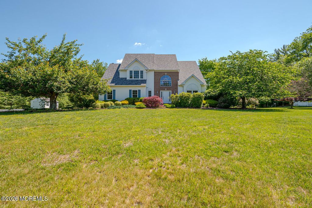 3 Emmons Drive, Millstone, NJ 08510
