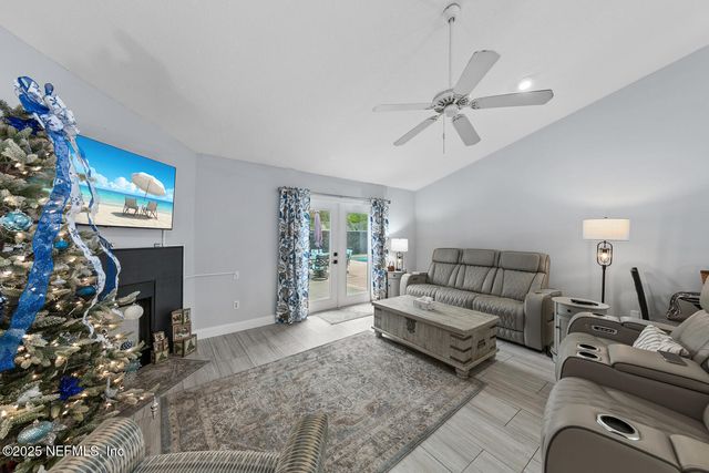 14065 LA LAUNA Circle N, Jacksonville, FL 32225