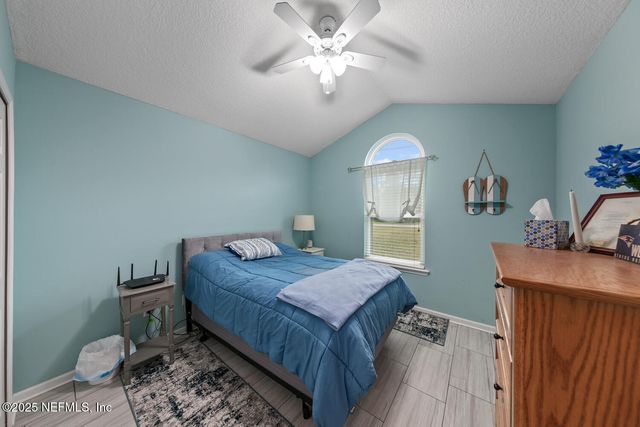 14065 LA LAUNA Circle N, Jacksonville, FL 32225