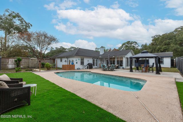 14065 LA LAUNA Circle N, Jacksonville, FL 32225