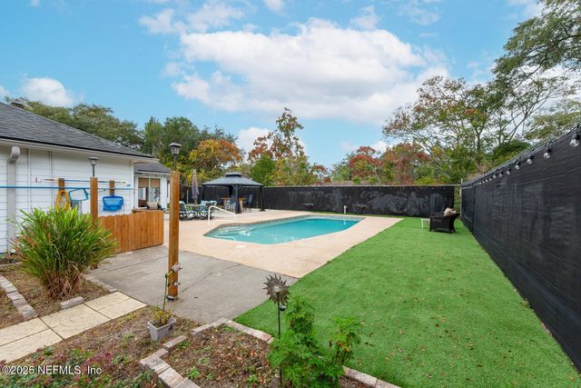 14065 LA LAUNA Circle N, Jacksonville, FL 32225