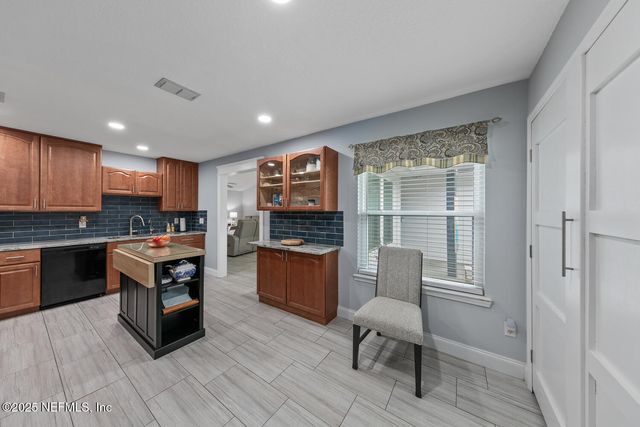 14065 LA LAUNA Circle N, Jacksonville, FL 32225