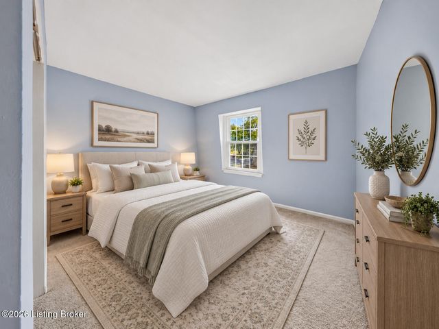 308 Chanel Ct APT 6, Louisville, KY 40218