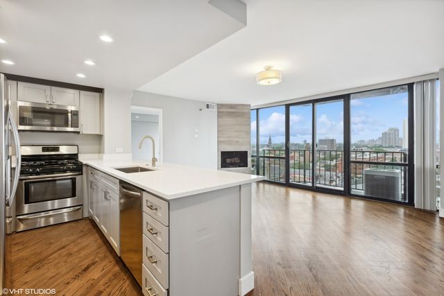 1309 N Wells Street 1303, Chicago, IL 60610