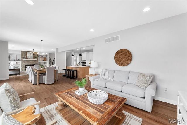 1 Bridgeport @ Kreder Farms, St Charles, MO 63304