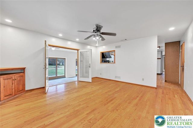 3662 Dogwood Road, Lehigh Twp, PA 18038