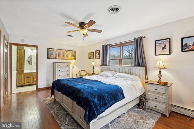 1744 OLD SWEDE RD, Douglassville, PA 19518