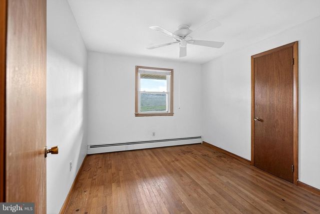 17 PENN ST, Coatesville, PA 19320