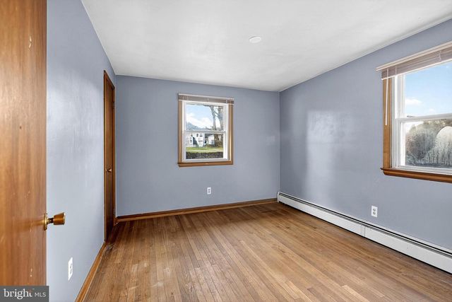 17 PENN ST, Coatesville, PA 19320