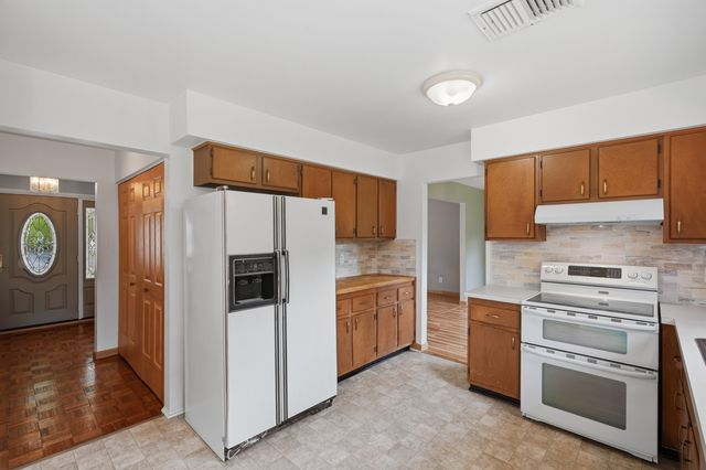 14140 Hubbard Street, Livonia City, MI 48154