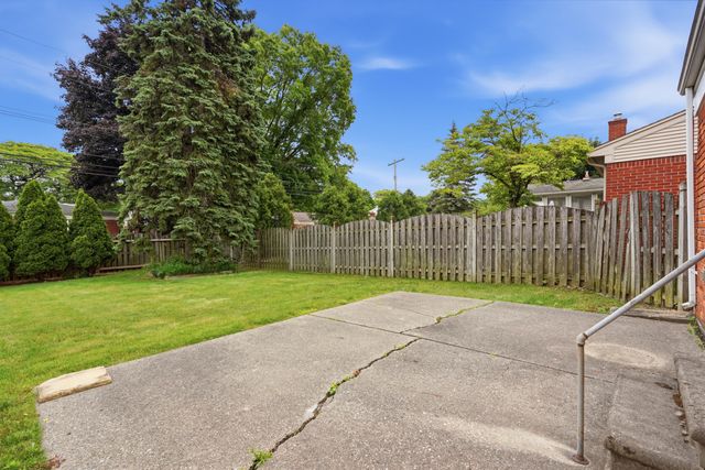 14140 Hubbard Street, Livonia City, MI 48154