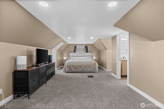 220 S 61st Street, Tacoma, WA 98408