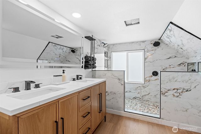 220 S 61st Street, Tacoma, WA 98408