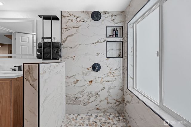 220 S 61st Street, Tacoma, WA 98408