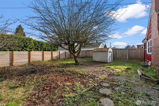 220 S 61st Street, Tacoma, WA 98408