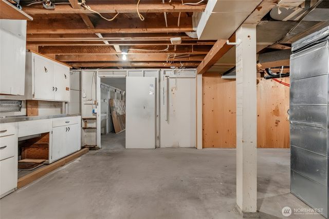 220 S 61st Street, Tacoma, WA 98408