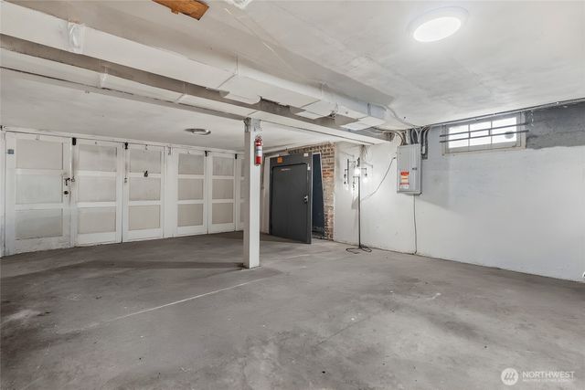 220 S 61st Street, Tacoma, WA 98408