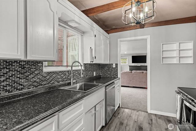 220 S 61st Street, Tacoma, WA 98408