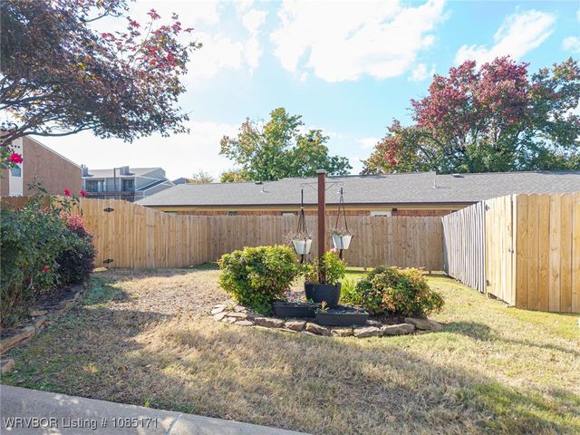 2814 May Branch, Fort Smith, AR 72903