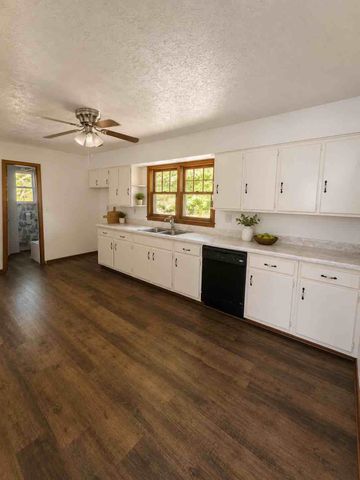 849 Grapevine Road, Huntington, WV 25701