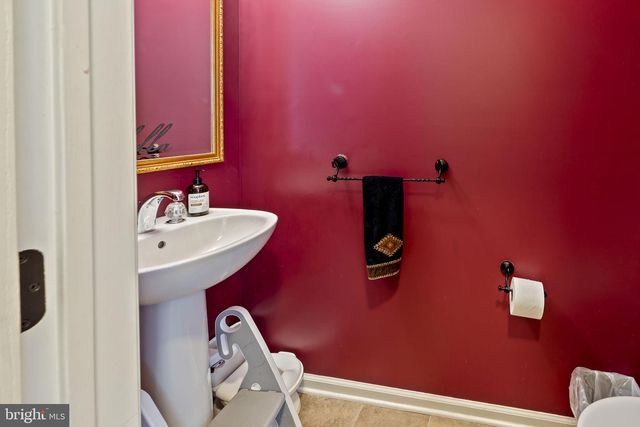 545 SAXON, West Deptford, NJ 08086