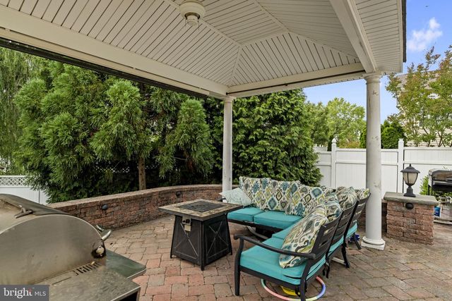 545 SAXON, West Deptford, NJ 08086