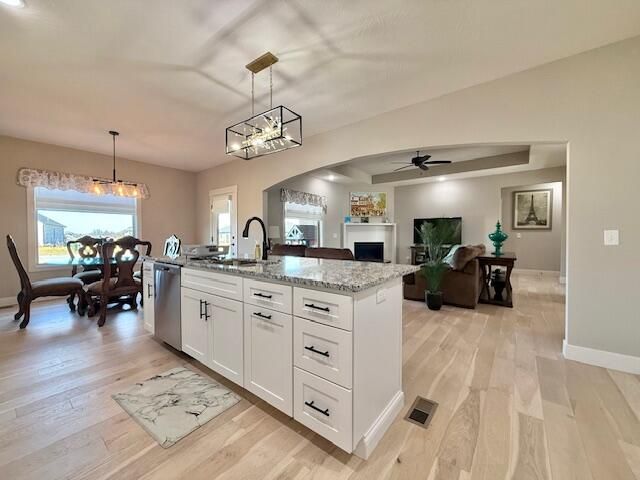 1097 W Franklin Court, Springfield, MO 65810