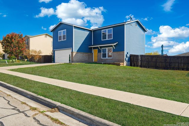 3216 Crested Creek, New Braunfels, TX 78130